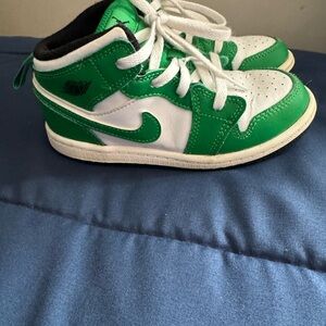 Nike Kids Green and White High-Top Sneakers